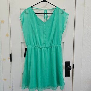 Light Green/Teal Dress, V-Neck with Tie in Back